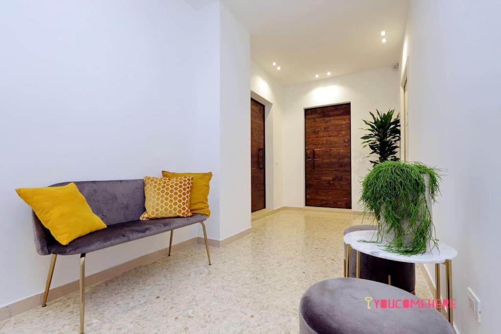 Ych-Renovated And Design Flat Close To The Center Rom Exteriör bild